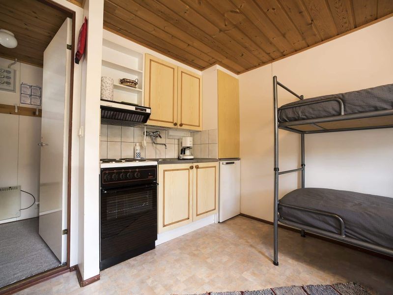 Mökki 6 keittiönurkkaus