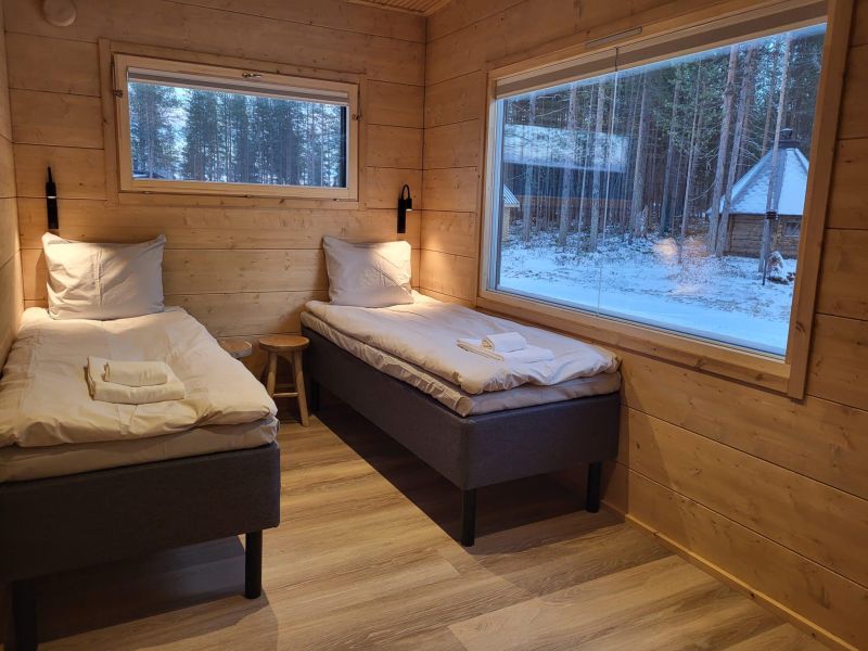 Neljän hengen rantahuvila twin makuuhuone