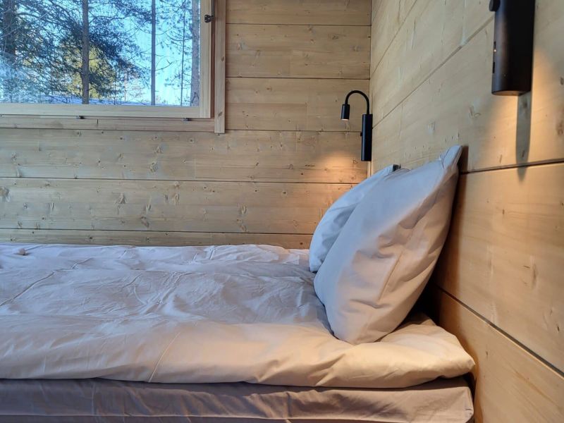 Kahden hengen huvila sängyt