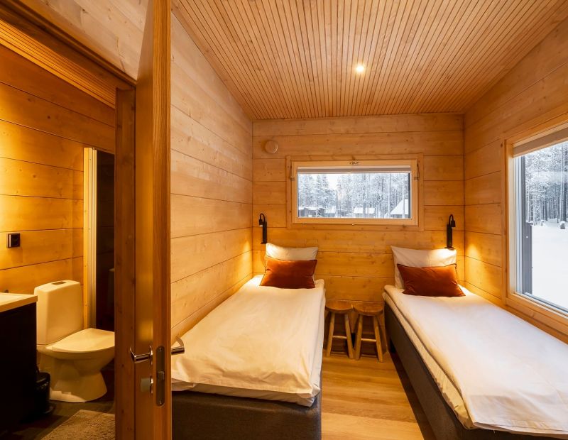 Ison Rantahuvilan makuuhuone